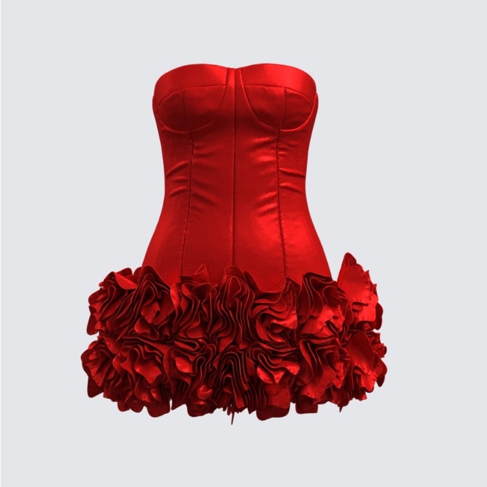 Elegant Red Strapless Dress
